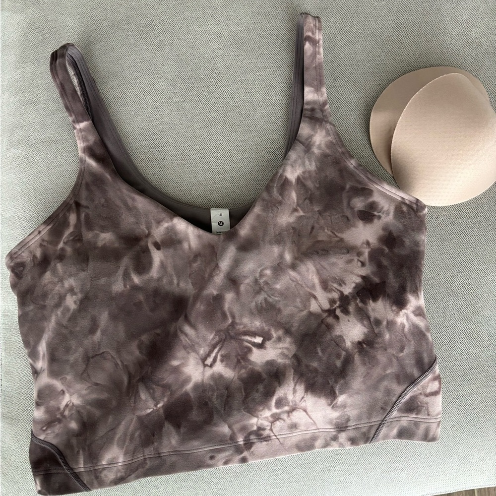 Lululemon Align Tank EUC Size 10 Built in Shelf Bra - pads included